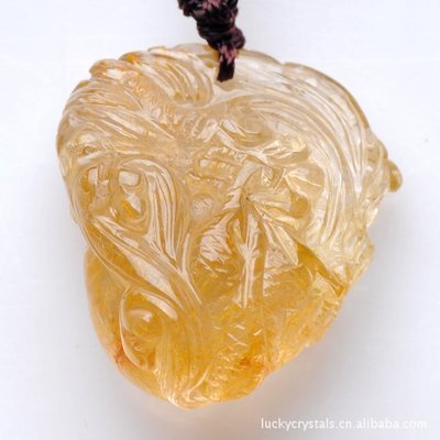 金發(fā)晶手雕龍招財(cái)墜 龍年開(kāi)運(yùn)的天然水晶臻品